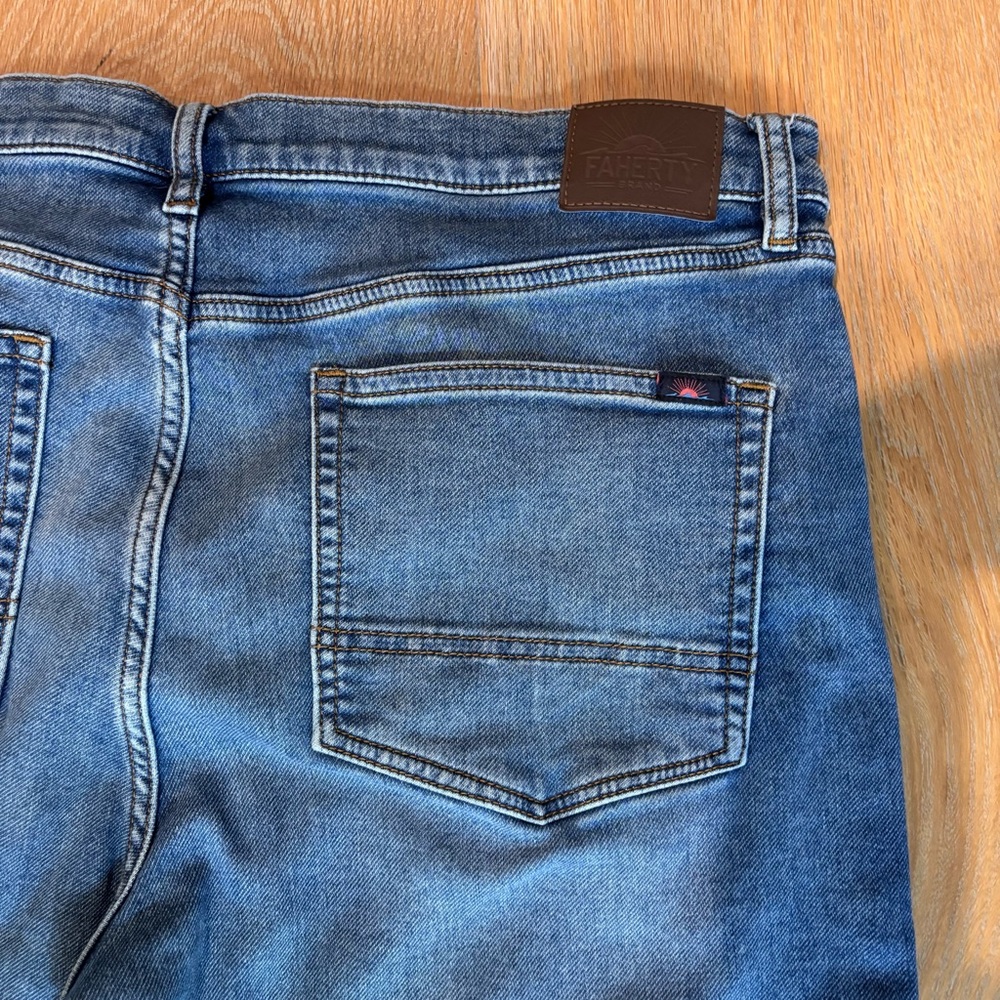 Men's Faherty Brand Stretch Terry 5 Pocket Pant in Indigo Ocean Wash | 38/32 - Picture 8 of 9